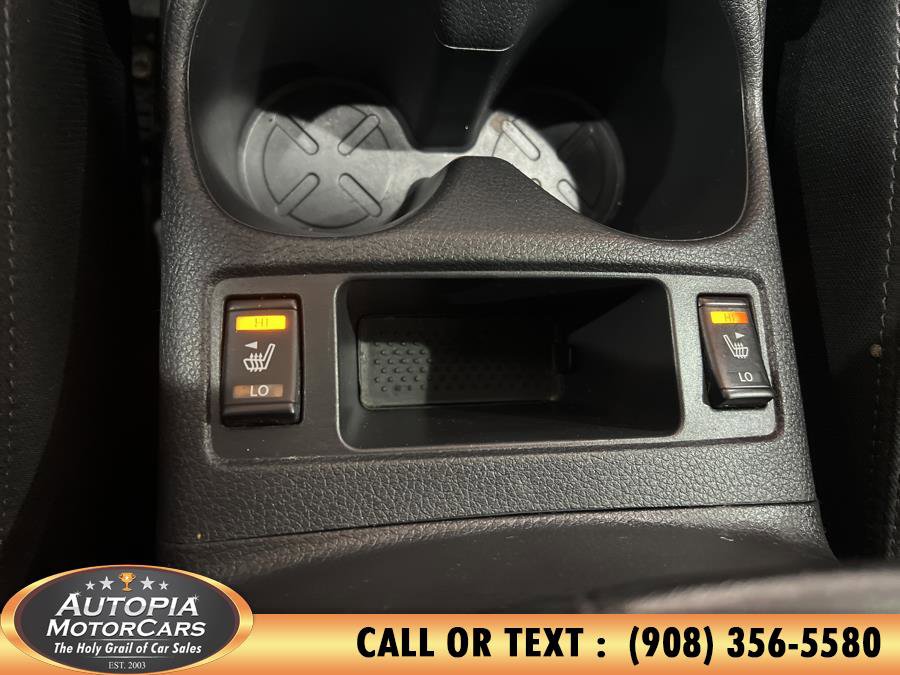 Used 2017 Nissan Rogue SV image 30