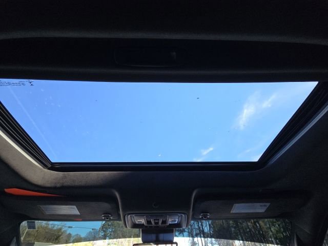 Used 2022 GMC Sierra 1500 AT4X image 43