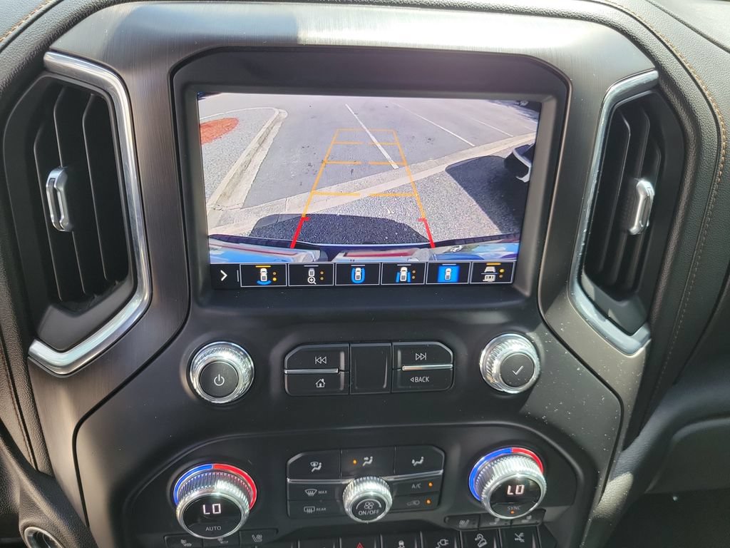 Used 2021 GMC Sierra 2500 AT4 w/ AT4 Premium Plus Package AWD/4WD image 30