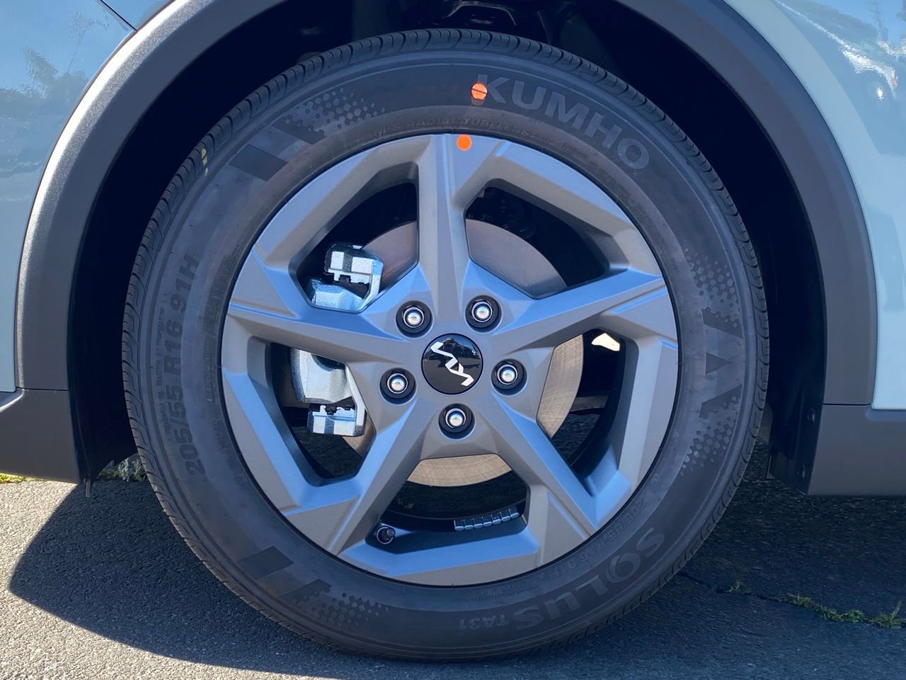 New 2026 Kia K4 LXS image 10