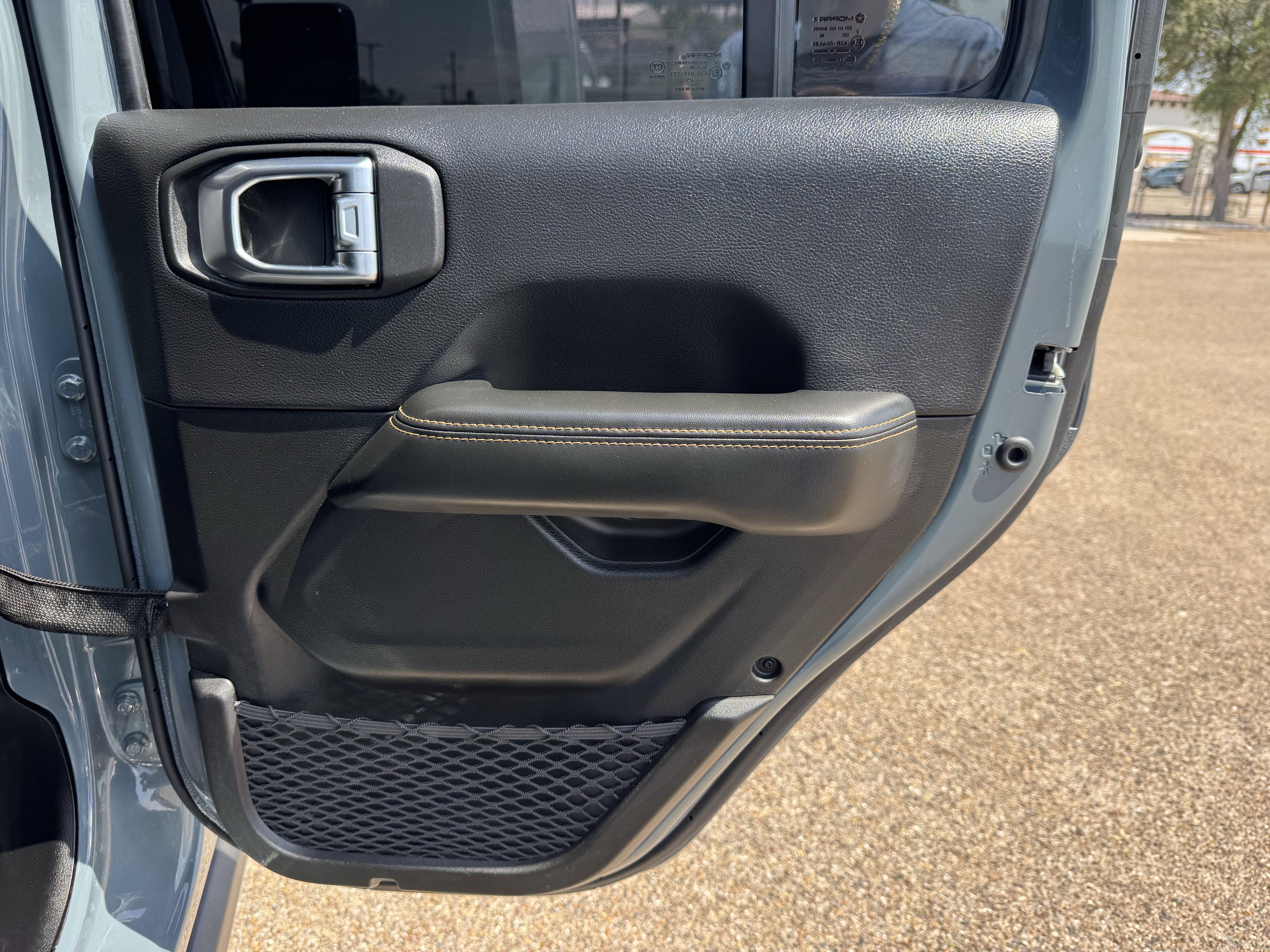 Used 2025 Jeep Gladiator Sport image 28