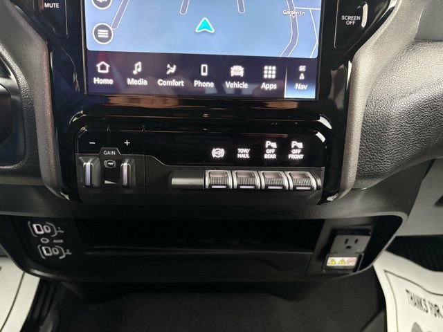 Used 2025 RAM 3500 Tradesman image 31