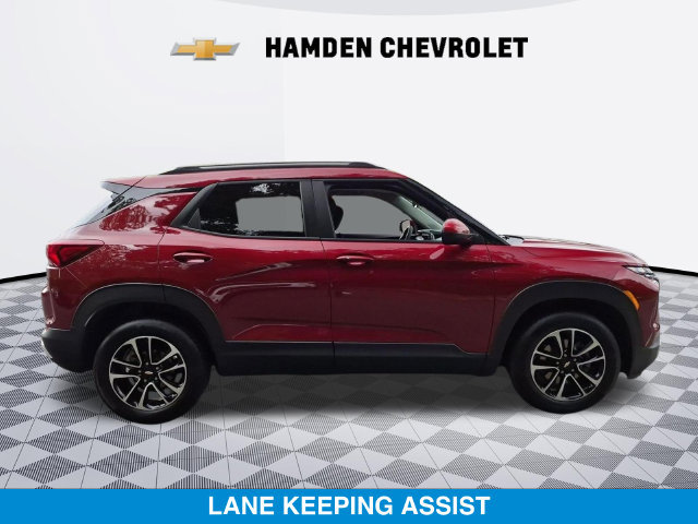 Used 2024 Chevrolet TrailBlazer LT w/ Driver Confidence Package AWD/4WD image 2