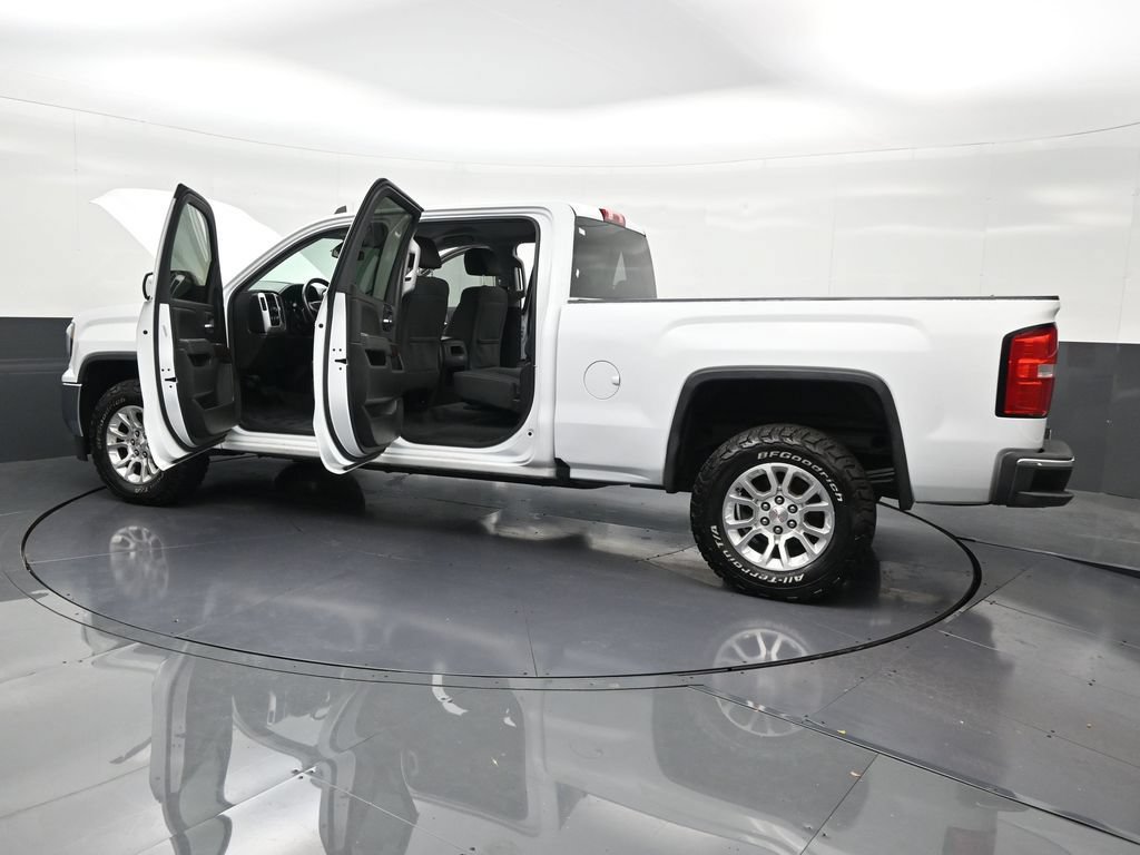 Used 2018 GMC Sierra 1500 SLE w/ Suspension Package, Off-Road AWD/4WD image 38