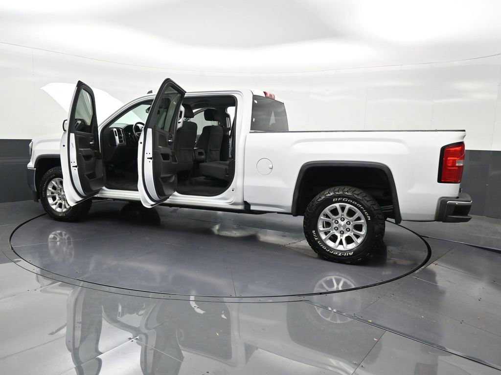 Used 2018 GMC Sierra 1500 SLE w/ Suspension Package, Off-Road image 38