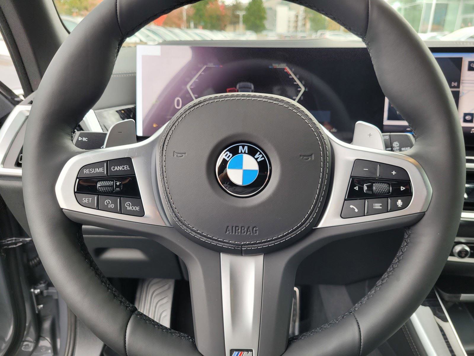 New 2026 BMW X5 xDrive40i w/ M Sport Package AWD/4WD image 18