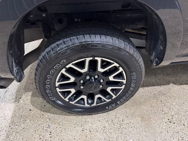 Used 2025 RAM 2500 Limited AWD/4WD image 30