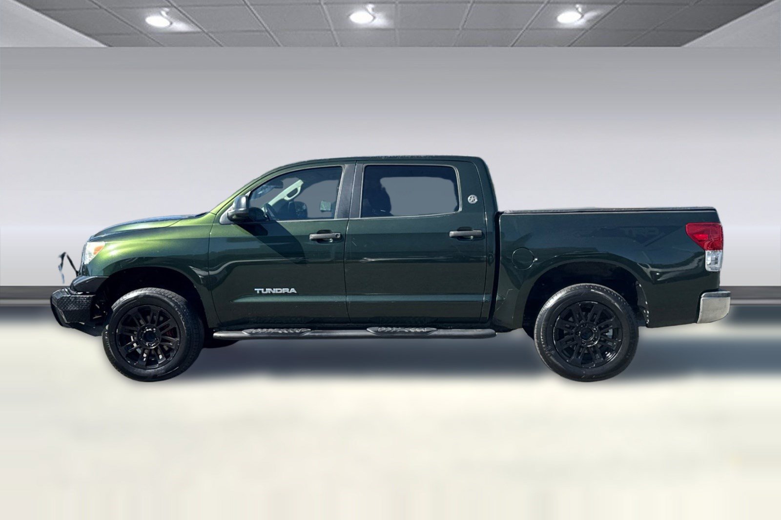 Used 2013 Toyota Tundra 2WD CrewMax w/ Tow Pkg image 2