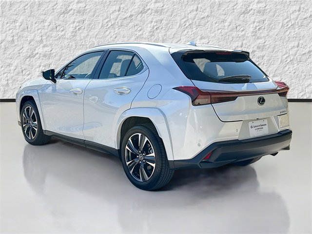 Used 2025 Lexus UX 300h FWD image 5