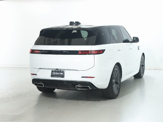 Used 2024 Land Rover Range Rover Sport Dynamic SE AWD/4WD image 9