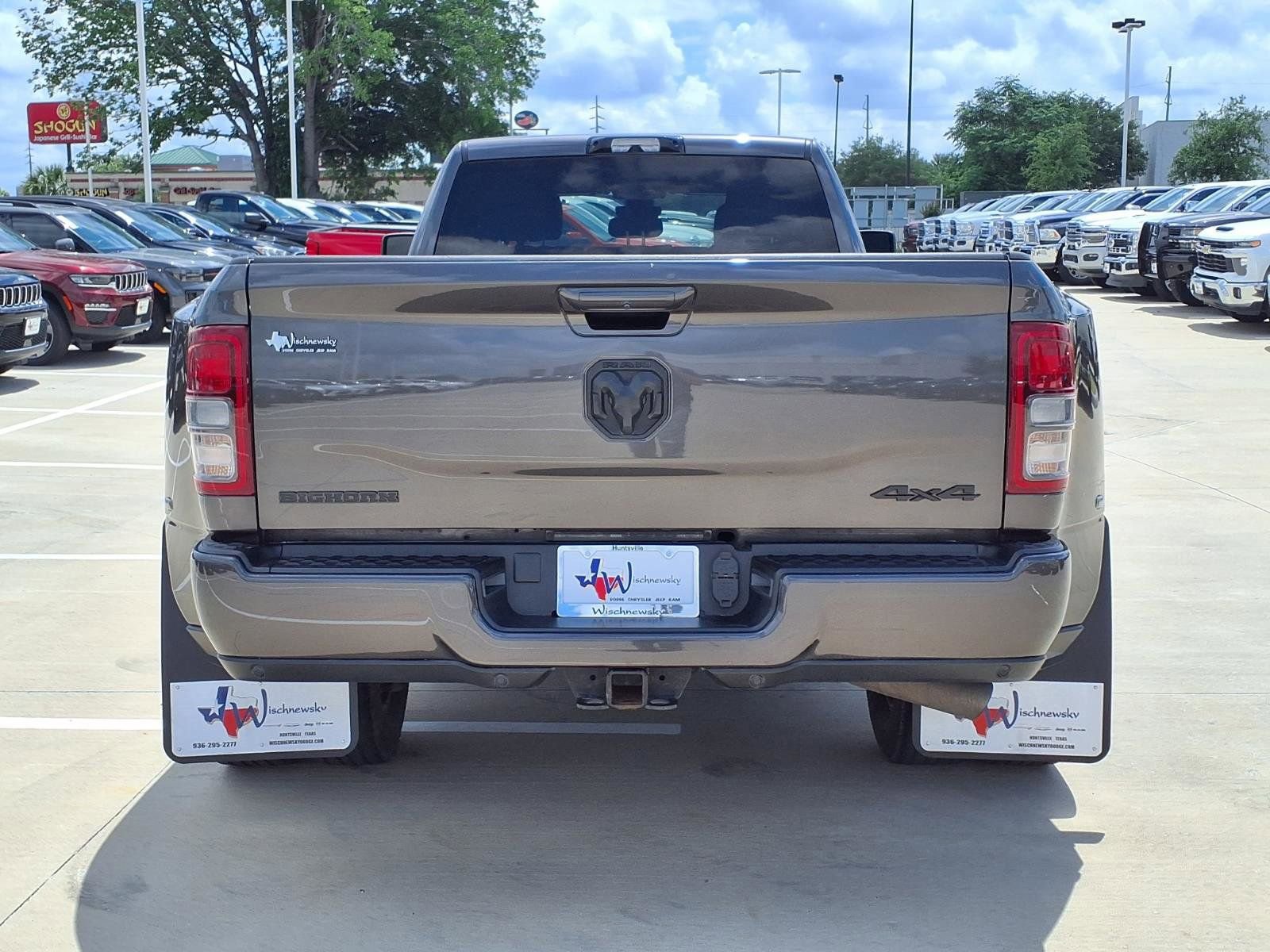 Used 2024 RAM 3500 Big Horn w/ Night Edition AWD/4WD image 7