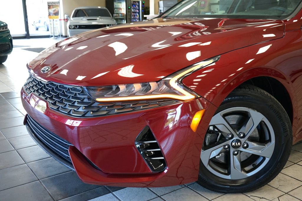 Used 2021 Kia K5 LX FWD image 15