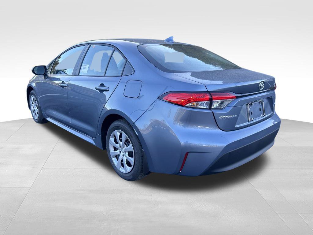 New 2027 Toyota Corolla LE FWD image 3