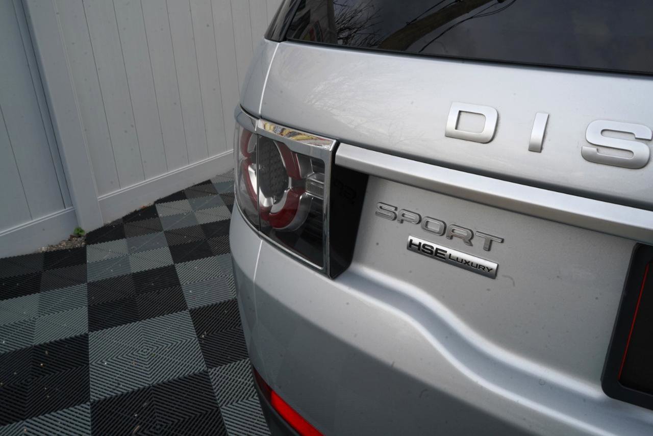 Used 2017 Land Rover Discovery Sport HSE Luxury image 92
