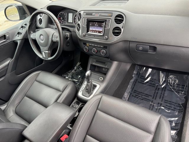 Used 2016 Volkswagen Tiguan S image 27