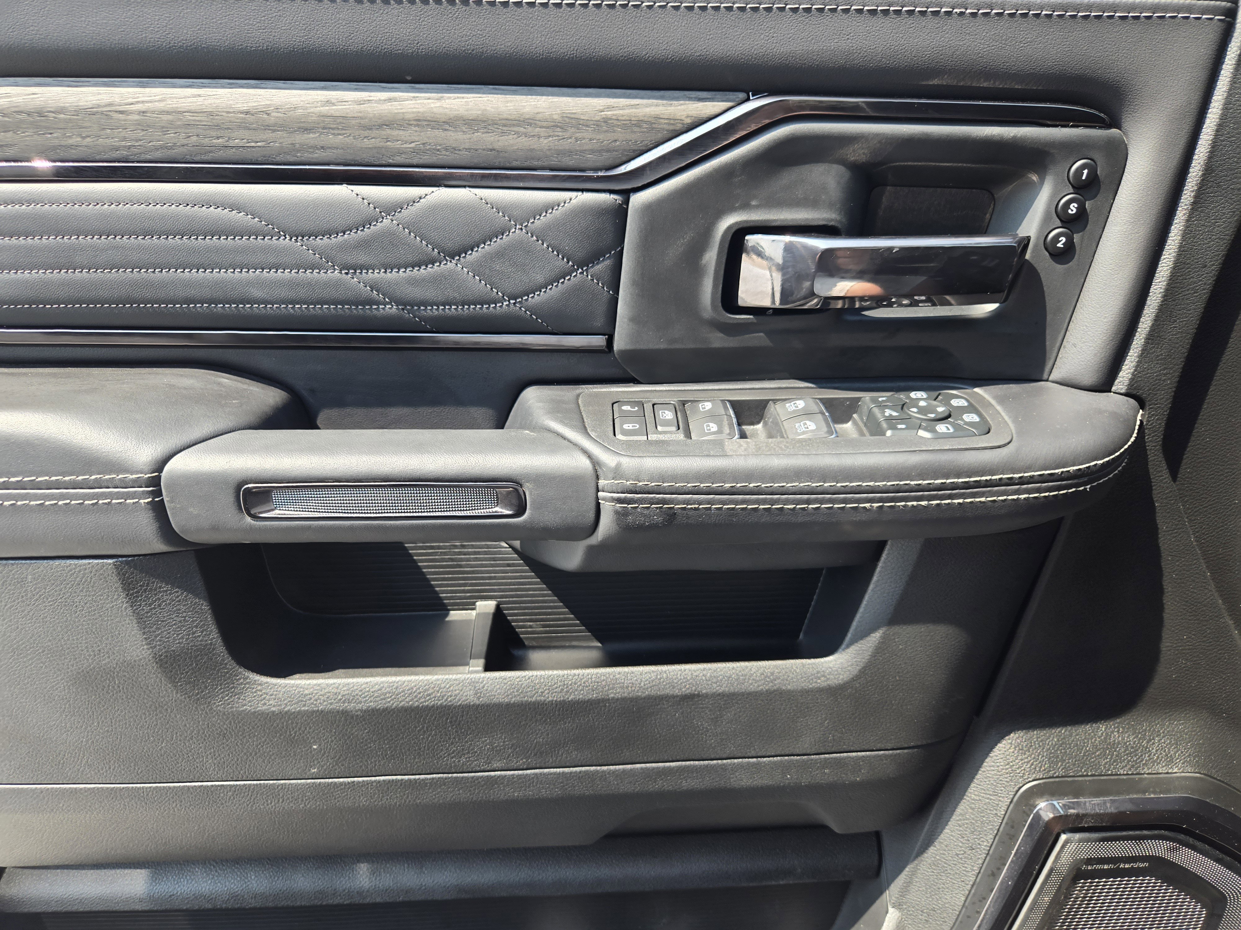 New 2026 RAM 2500 Limited image 19