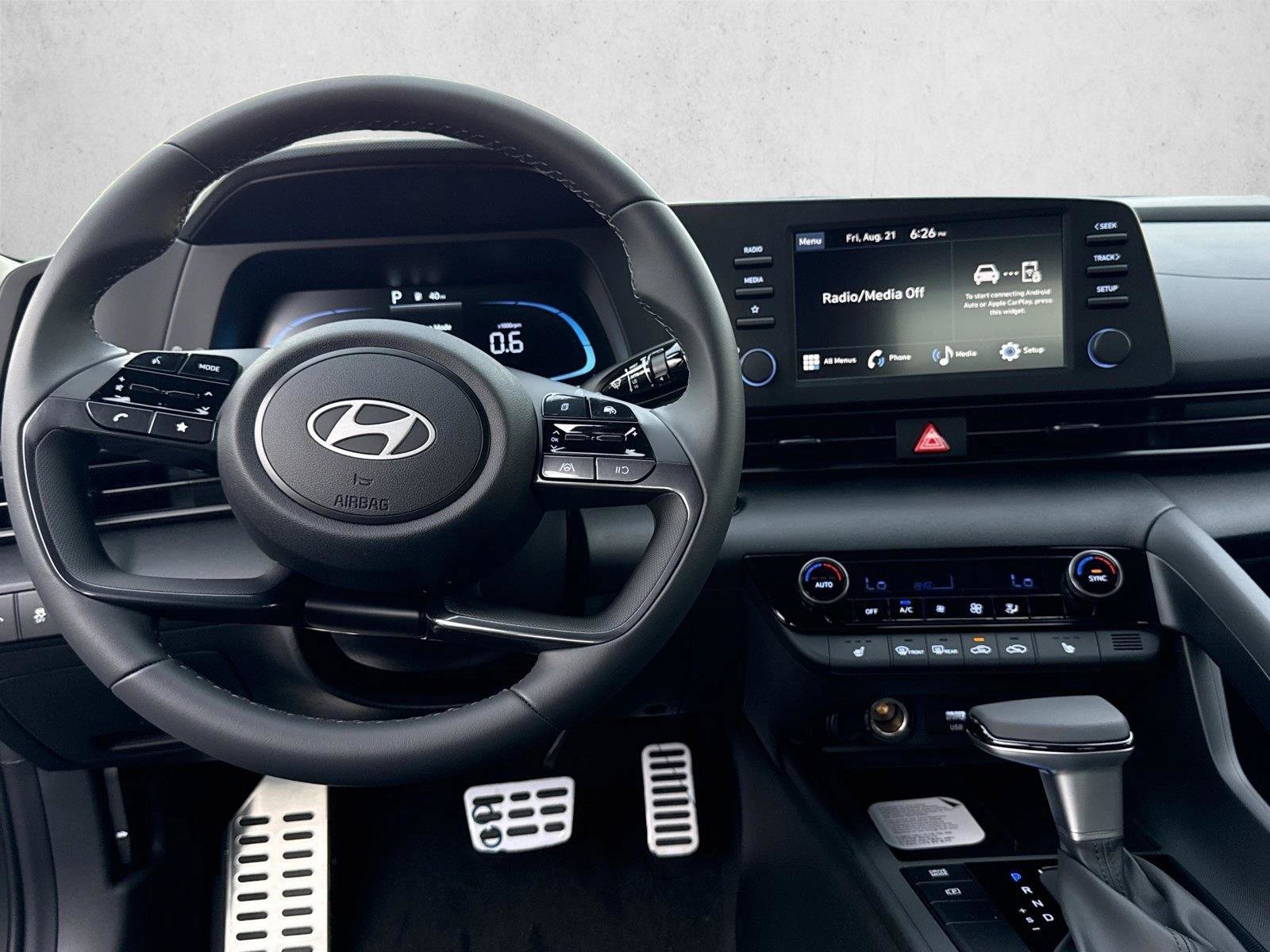 New 2026 Hyundai Elantra SEL Sport FWD image 18