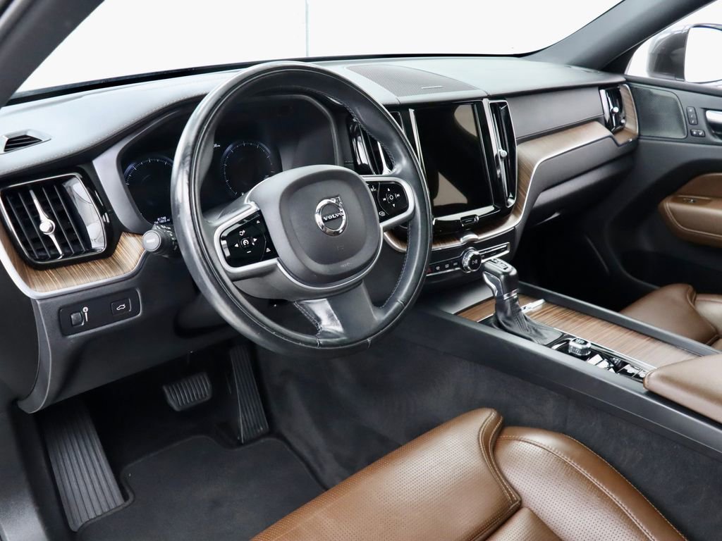 Used 2021 Volvo XC60 T5 Inscription w/ Advanced Package AWD/4WD image 13