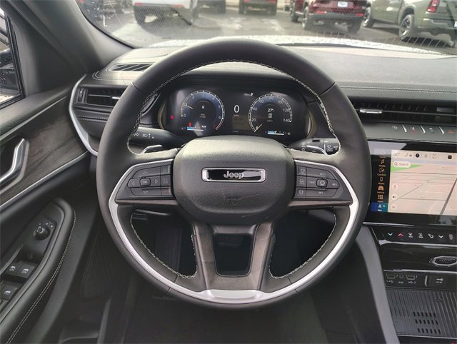 New 2026 Jeep Grand Cherokee Laredo image 17