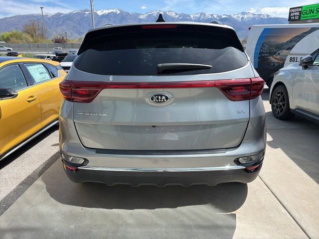 Certified 2022 Kia Sportage EX image 6