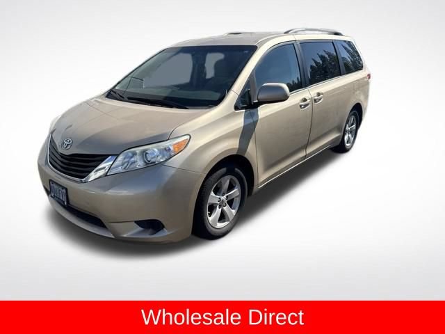 Used 2011 Toyota Sienna LE FWD image 5