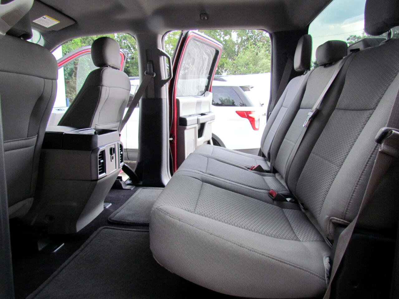 Used 2016 Ford F150 XLT w/ Trailer Tow Package image 27