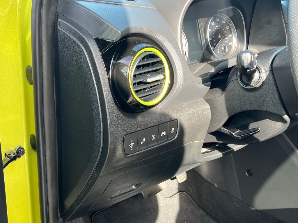 Used 2019 Hyundai Kona Ultimate AWD/4WD image 11