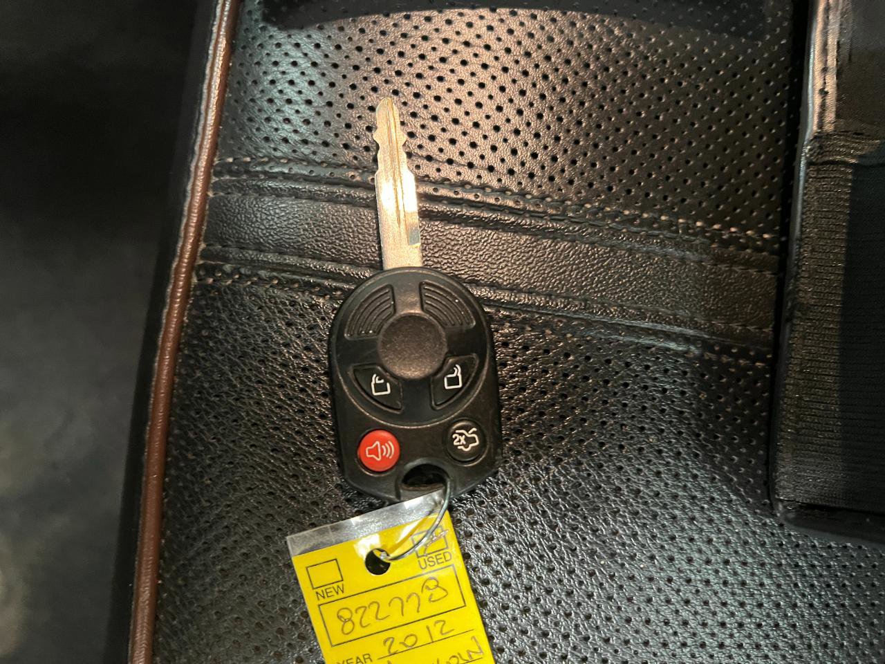 Used 2012 Lincoln MKZ FWD image 50