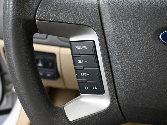 Used 2010 Ford Fusion SE FWD image 24