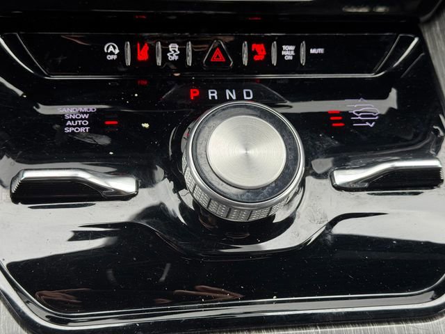 Used 2024 Jeep Wagoneer Series III image 40