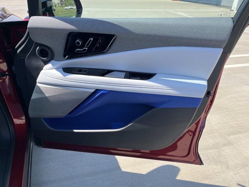 Used 2025 Cadillac Optiq Sport 1 image 19