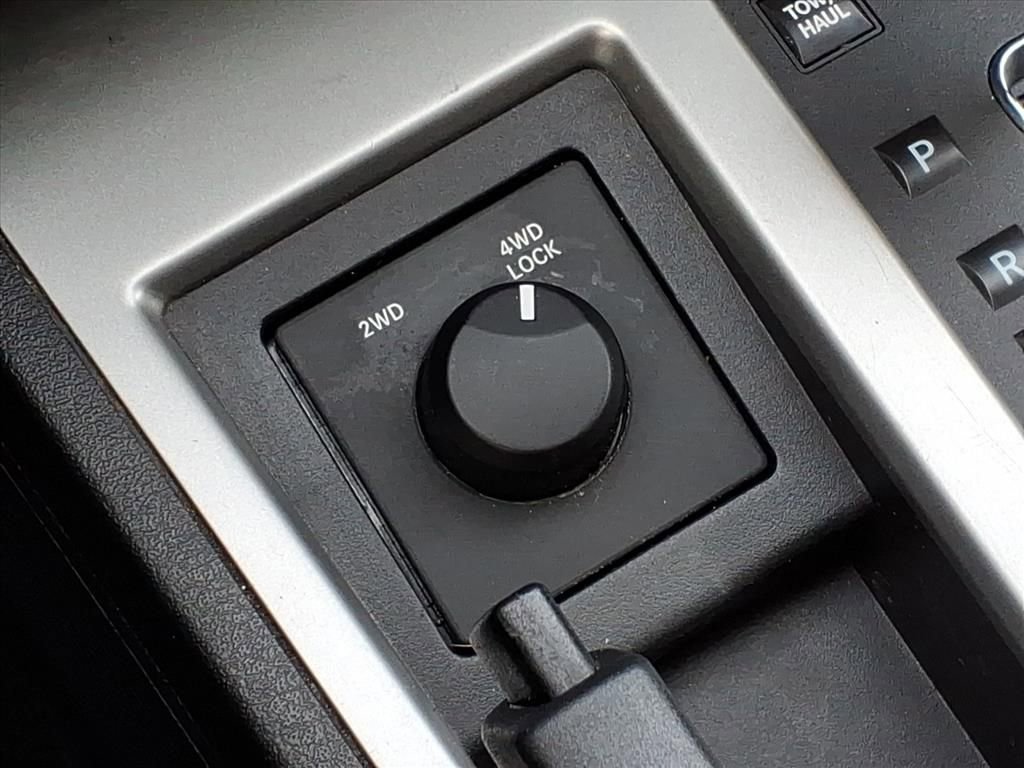 Used 2008 Dodge Nitro SXT w/ Sun & Wheels Group image 26