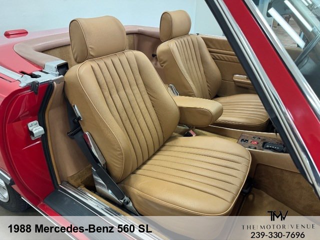 Used 1988 Mercedes-Benz 560 SL image 30