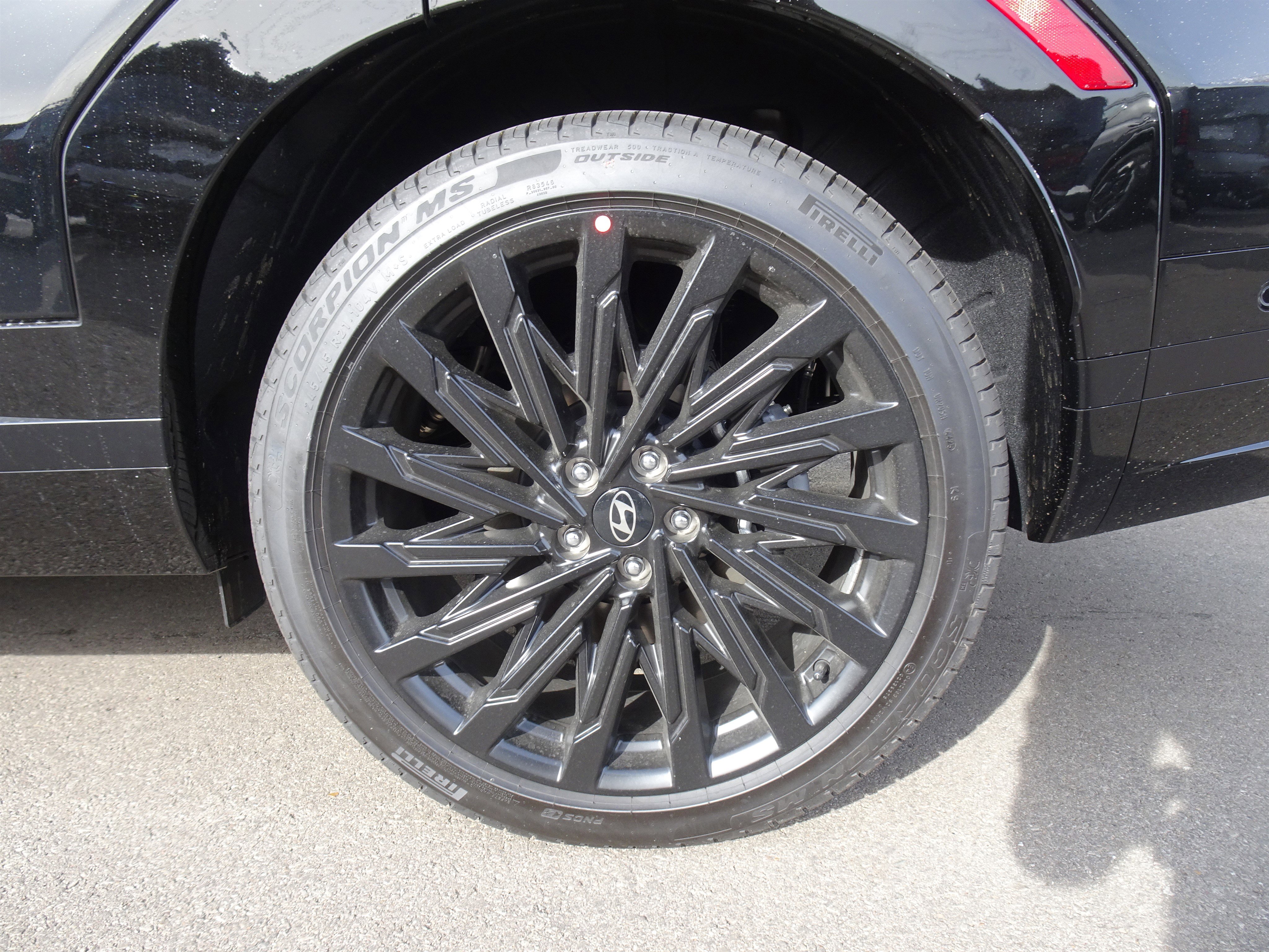 New 2026 Hyundai Santa Fe Calligraphy image 3