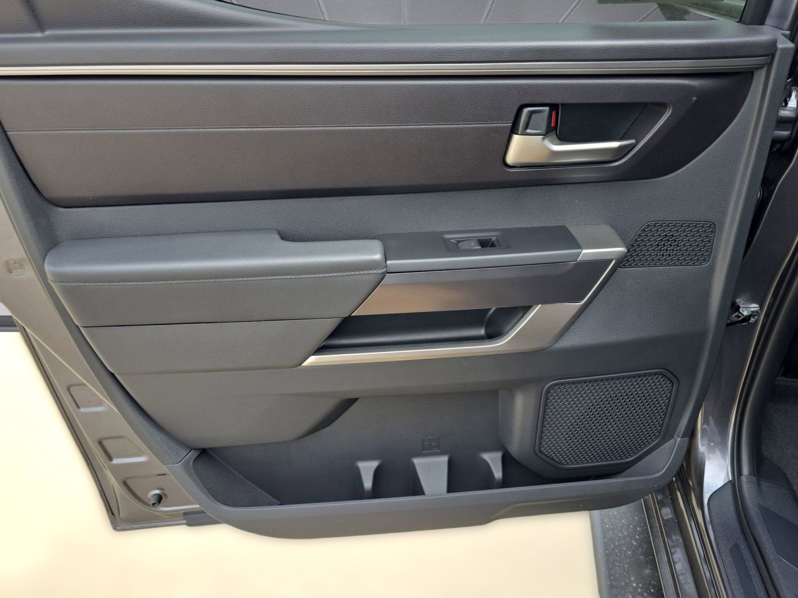 New 2025 Toyota Tundra SR image 24