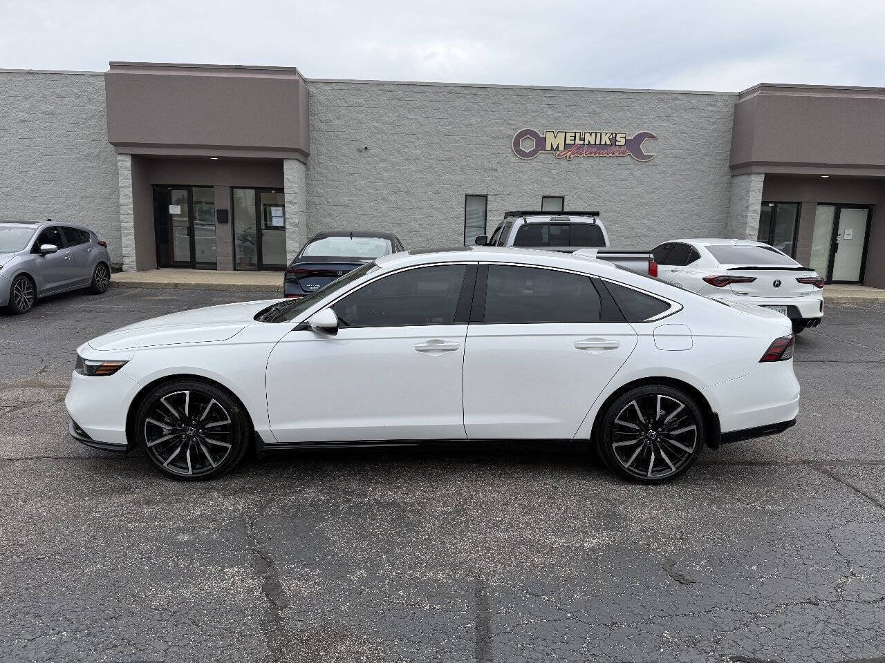 Used 2026 Honda Accord Touring image 8