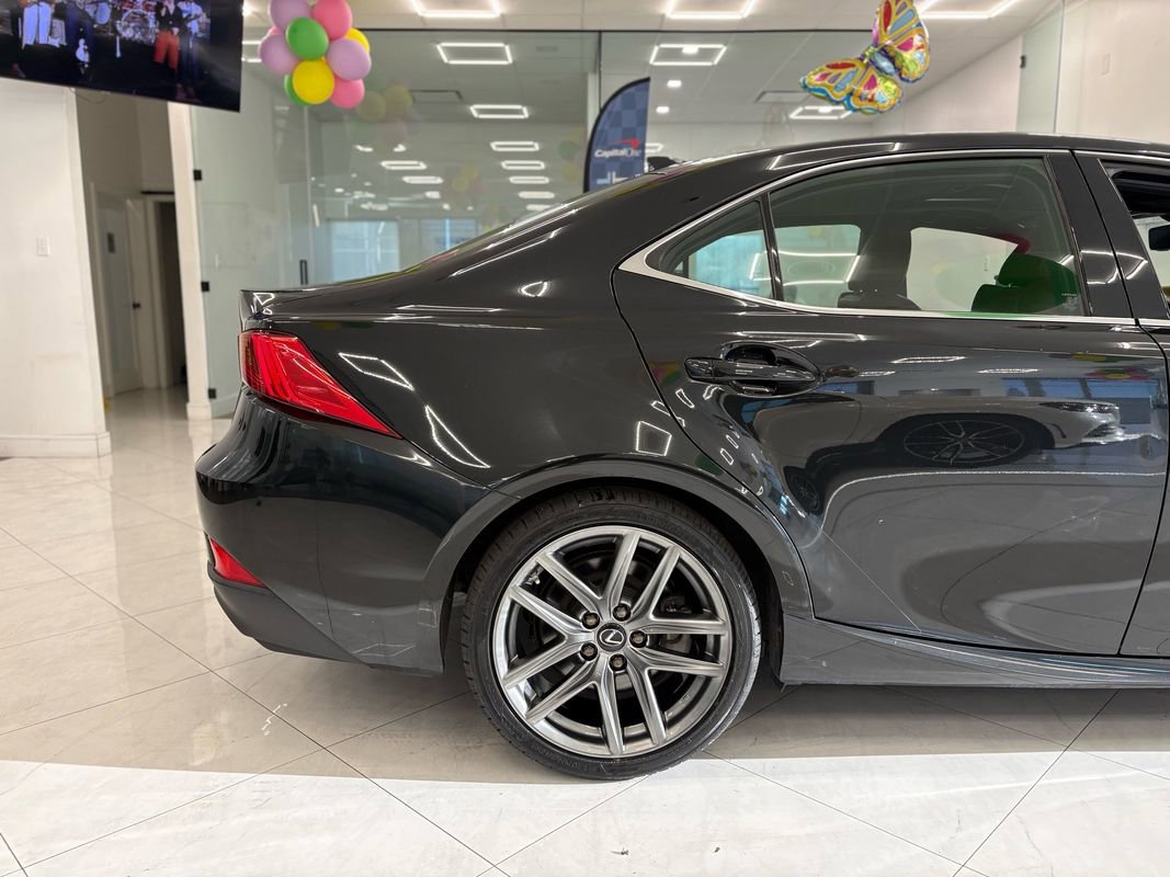 Used 2019 Lexus IS 300 F Sport w/ F Sport Package image 8