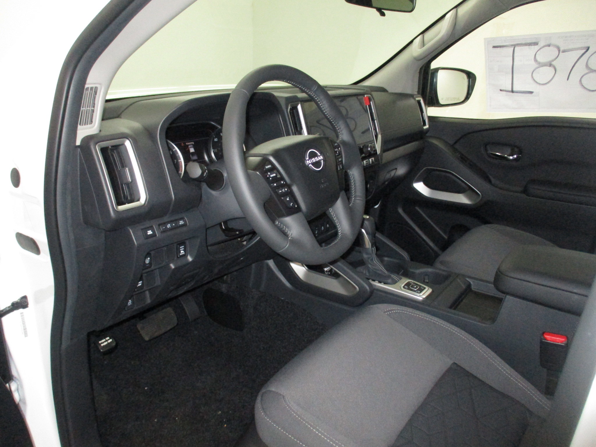 New 2026 Nissan Frontier SV w/ SV Convenience Package AWD/4WD image 13