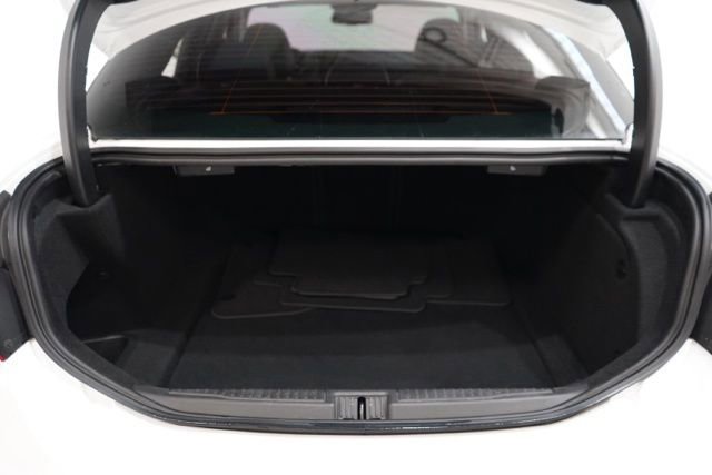 Used 2020 Alfa Romeo Giulia AWD w/ Cold Weather Package image 32
