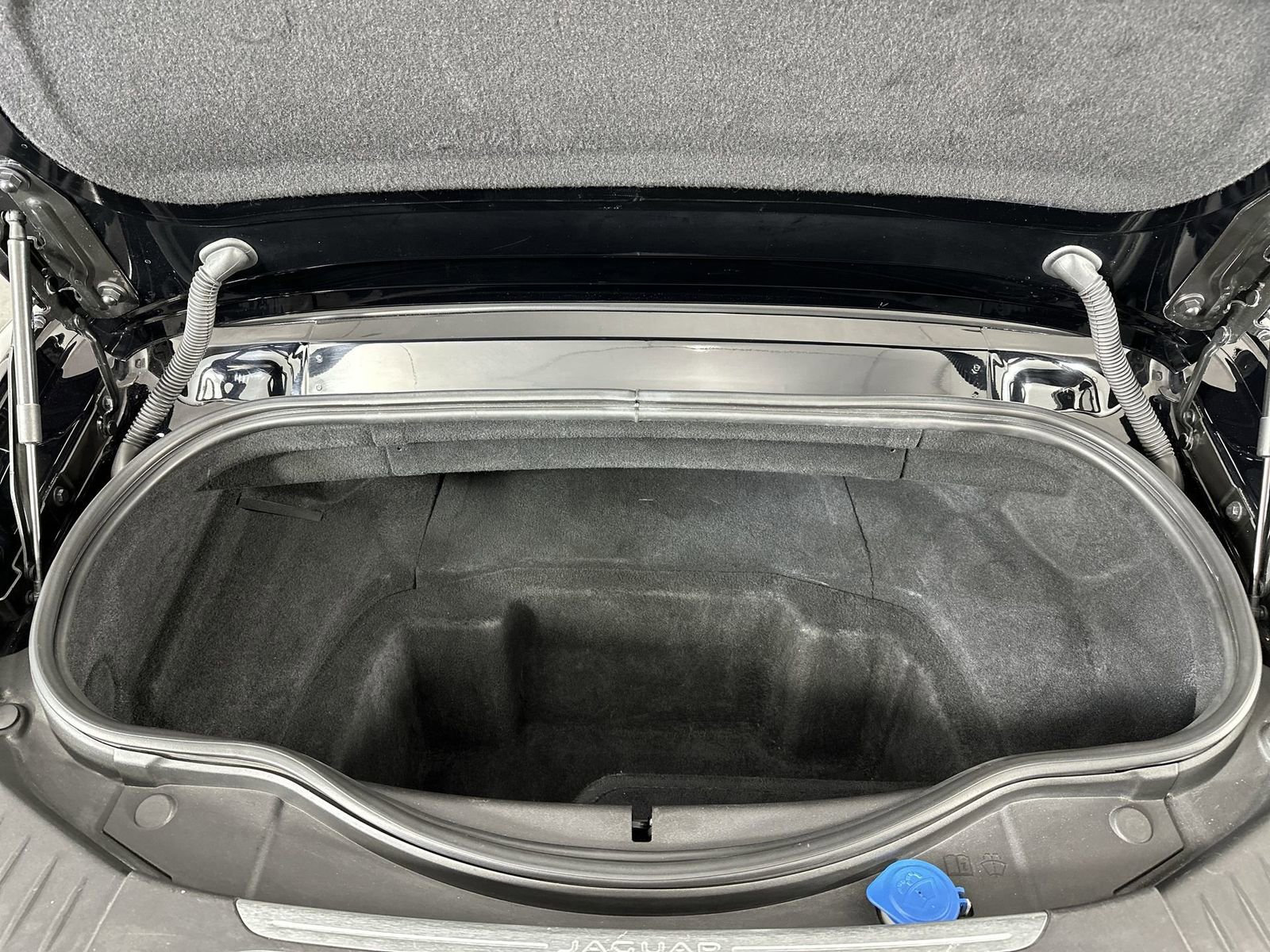 Used 2017 Jaguar F-TYPE Convertible image 26