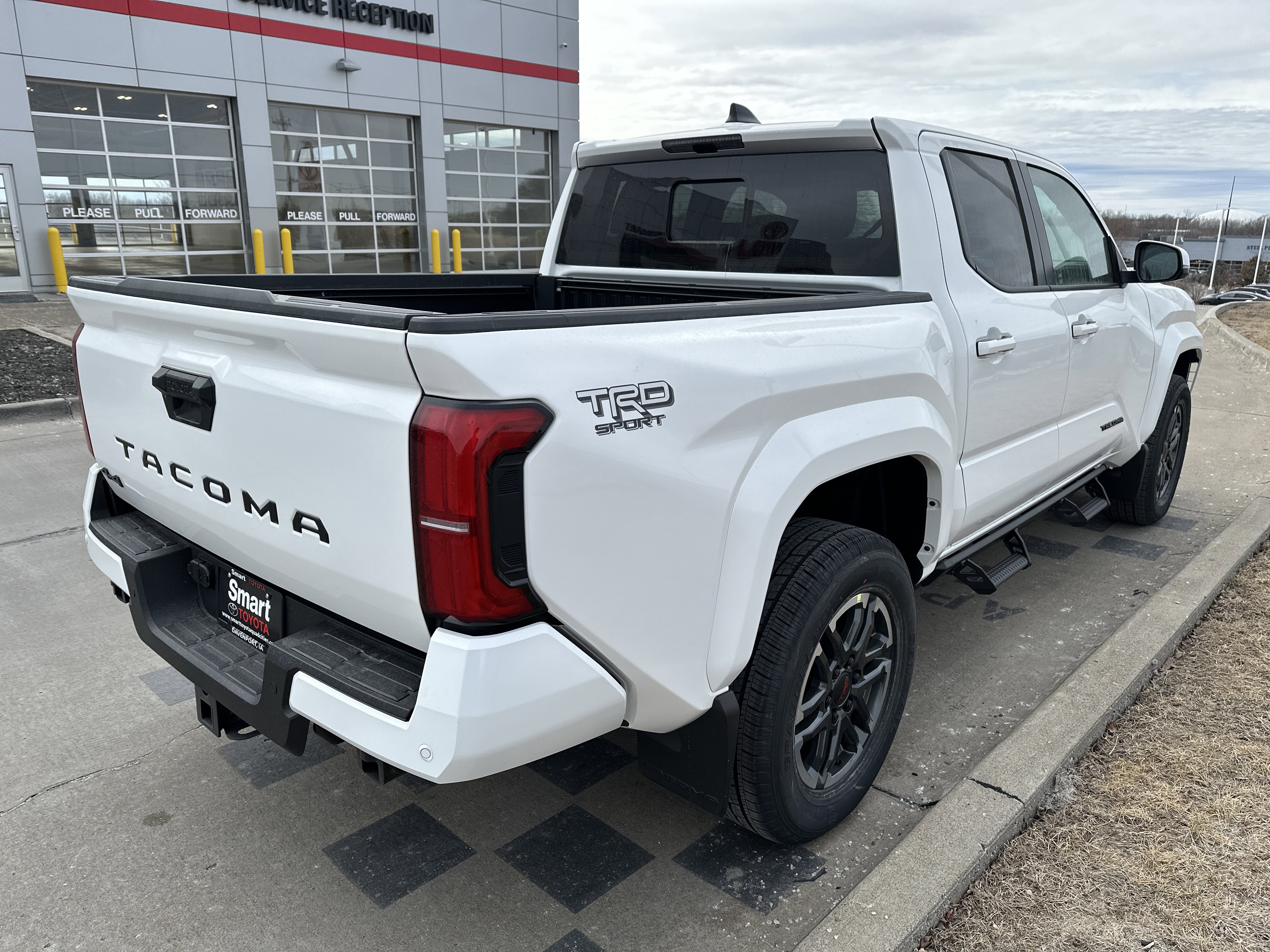New 2026 Toyota Tacoma TRD Sport w/ TRD Sport Upgrade Package AWD/4WD image 6
