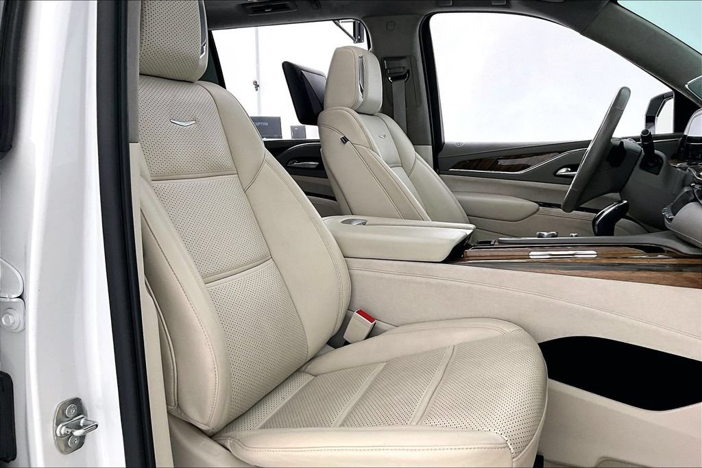 Used 2021 Cadillac Escalade ESV Sport Platinum AWD/4WD image 8