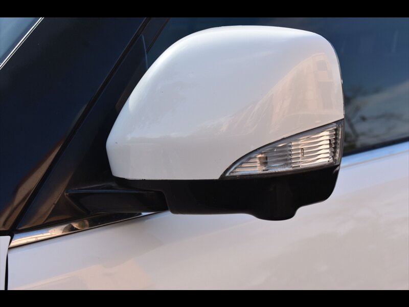 Used 2014 INFINITI QX80 2WD w/ Deluxe Touring Package image 51
