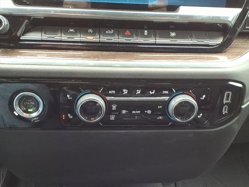 Used 2024 Chevrolet Silverado 1500 LT image 22