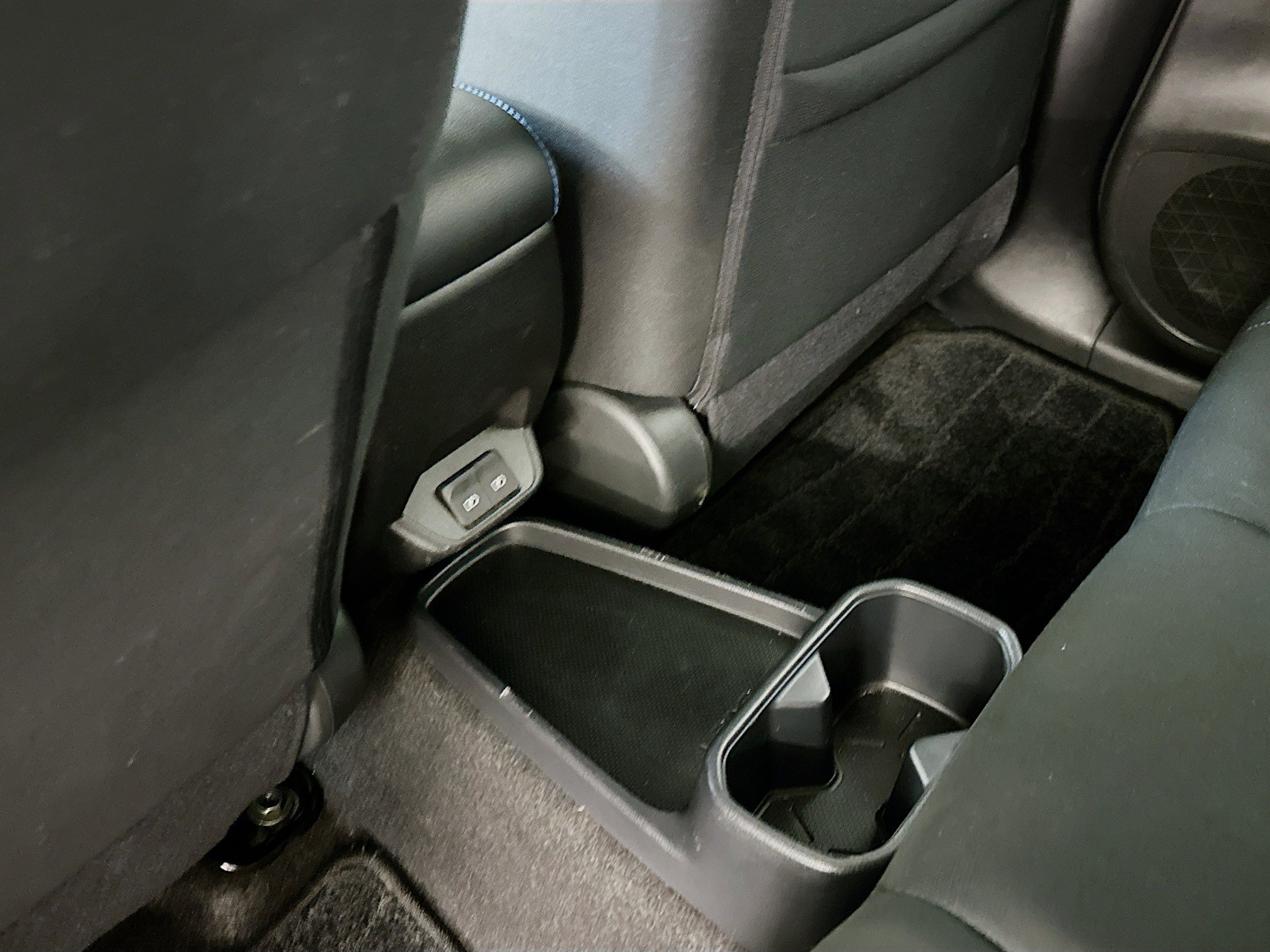 Used 2025 Nissan Leaf S image 27