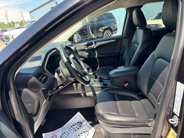 Used 2025 Ford Escape Platinum AWD/4WD image 8