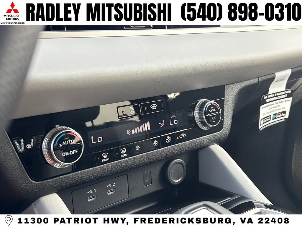 New 2026 Mitsubishi Outlander SE AWD/4WD image 10