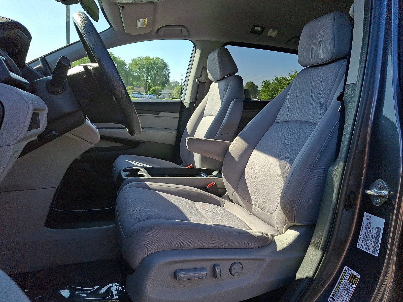 Used 2019 Honda Odyssey EX image 14