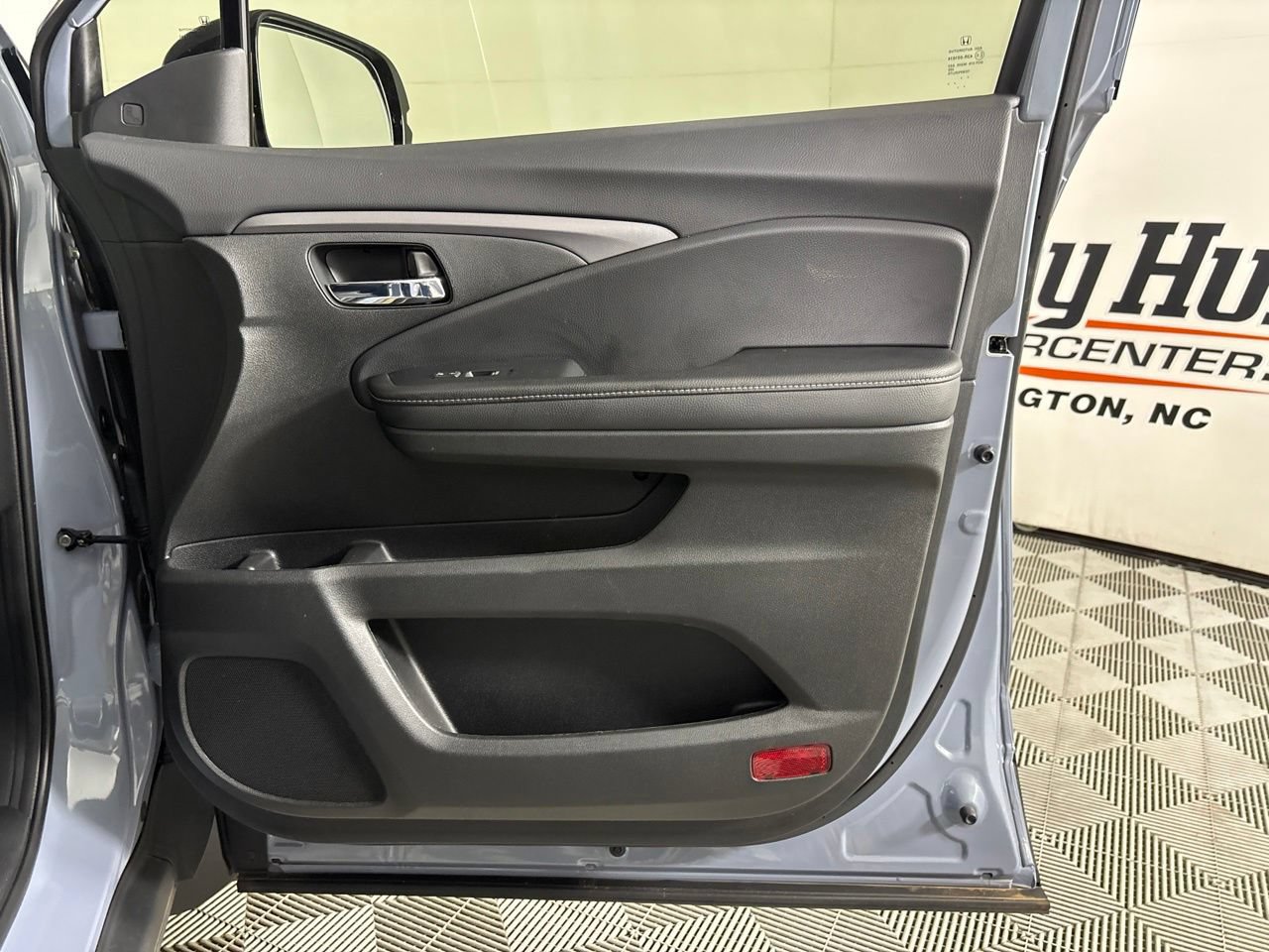 Used 2024 Honda Ridgeline Sport image 27