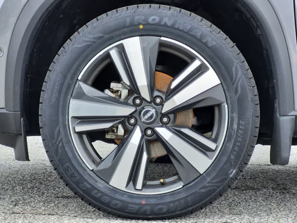Used 2023 Nissan Rogue SL w/ SL Premium Package AWD/4WD image 5